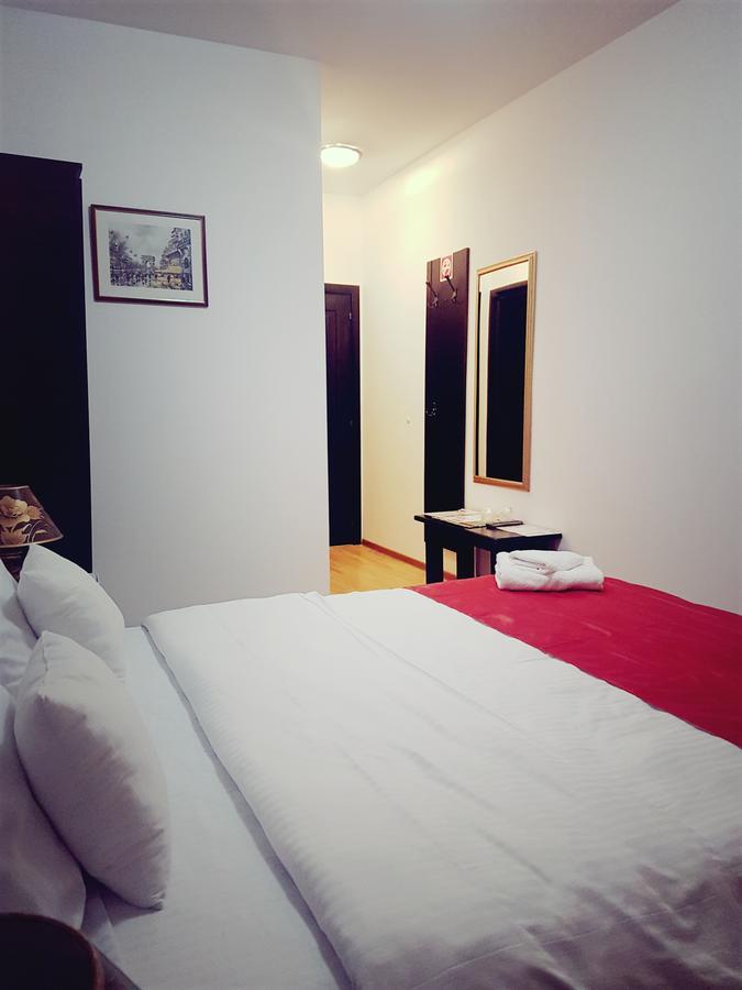 Pensiunea Byblos Piatra Neamţ 外观 照片